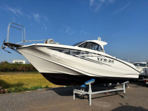 ヤマハ YFR-24EX 遠隔操作可能なアンカーウインチ付